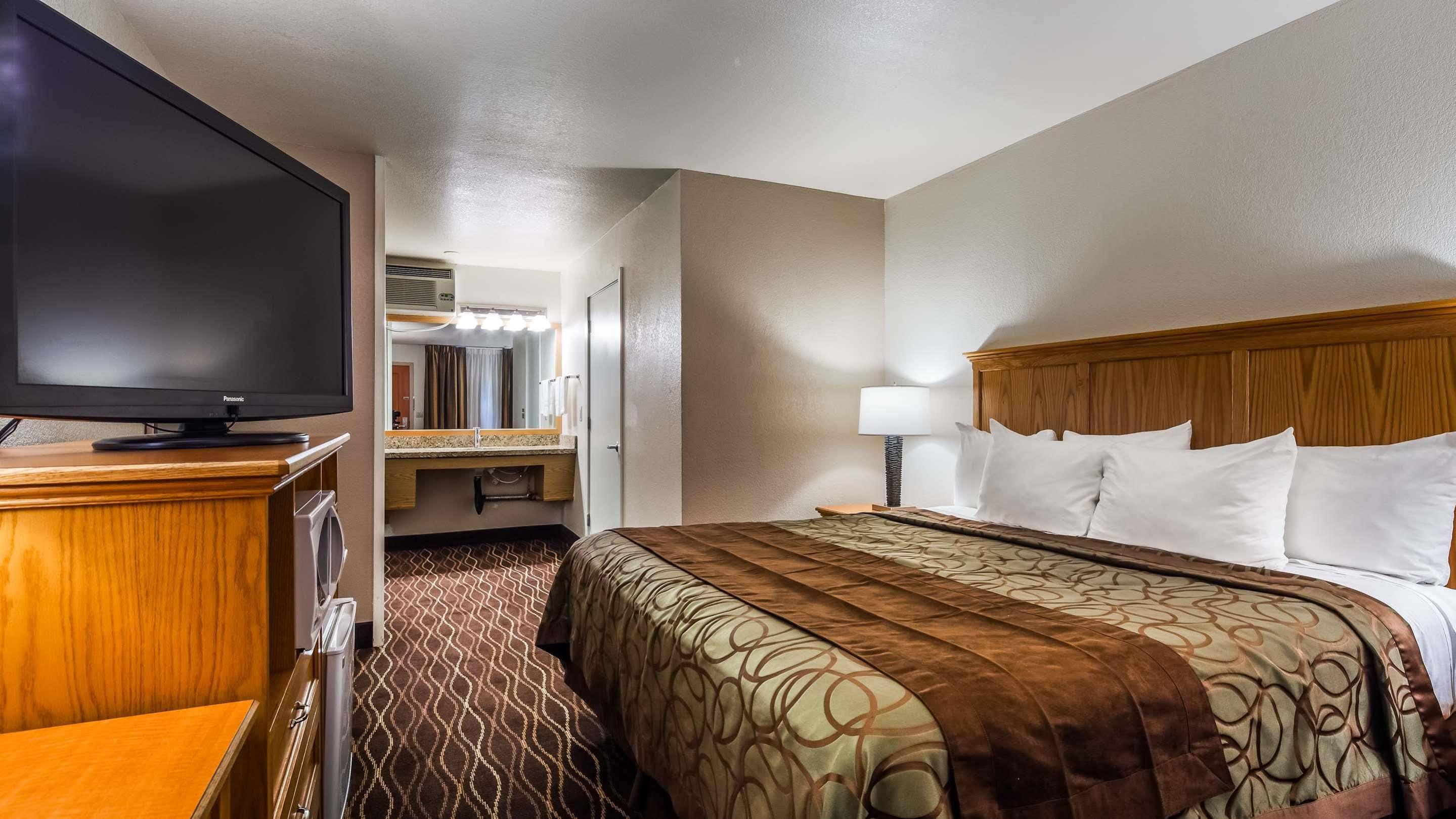 Best Western Pacific Highway Inn Salem Exteriör bild